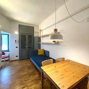Lägenhetshotell Easy - And Navigli, Milano